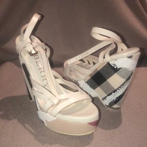 Burberry espadrilles